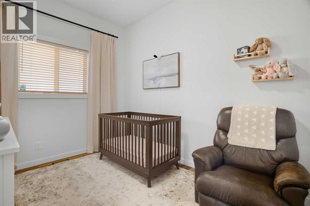 Single Family House Bi-level for Sale in  Somerglen Way SW Somerset Calgary 