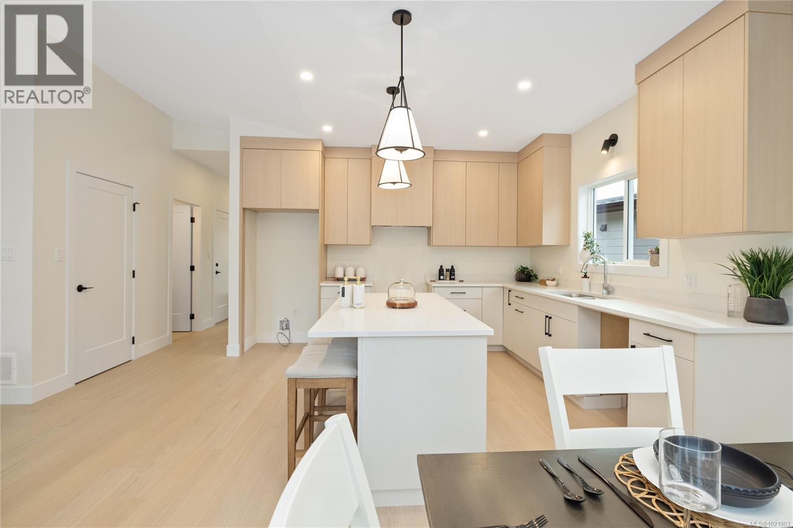 7146 ELKRIDGE RD - 10