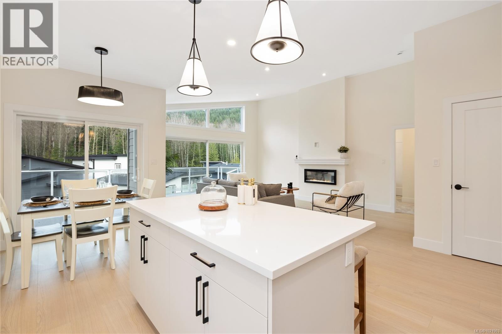 7146 ELKRIDGE RD - 11