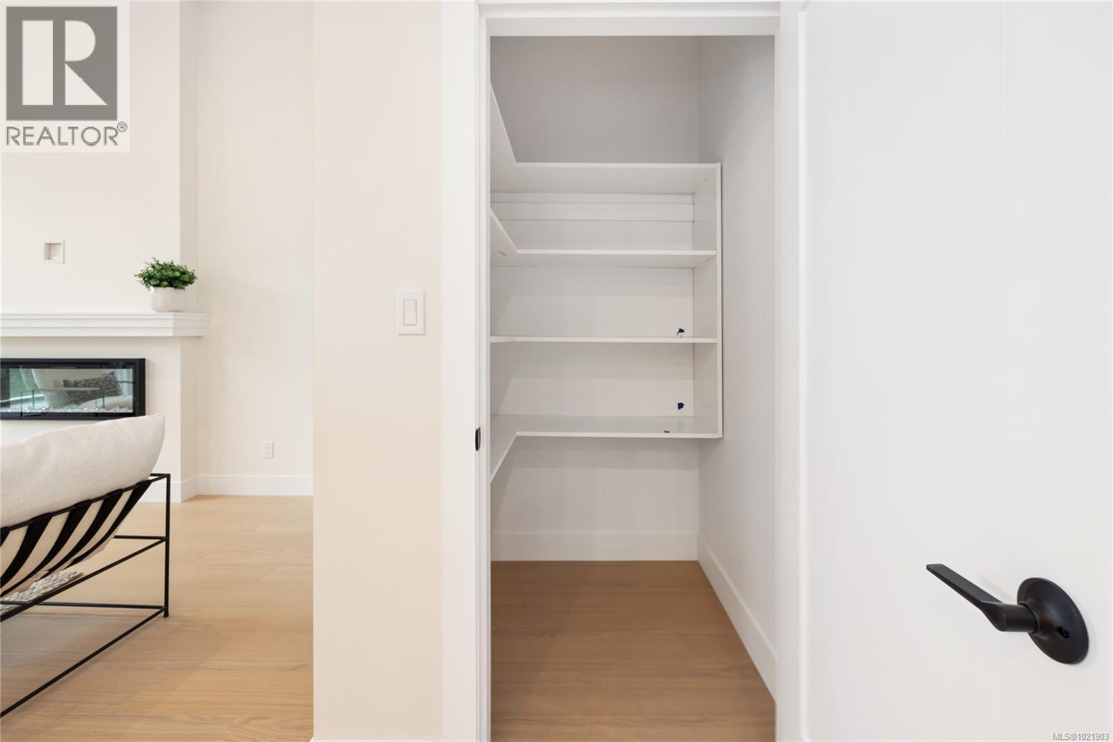 7146 ELKRIDGE RD - 21