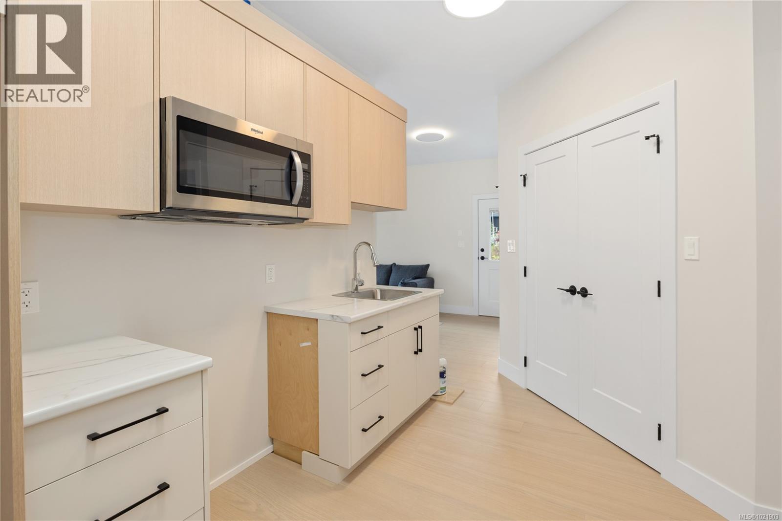 7146 ELKRIDGE RD - 30