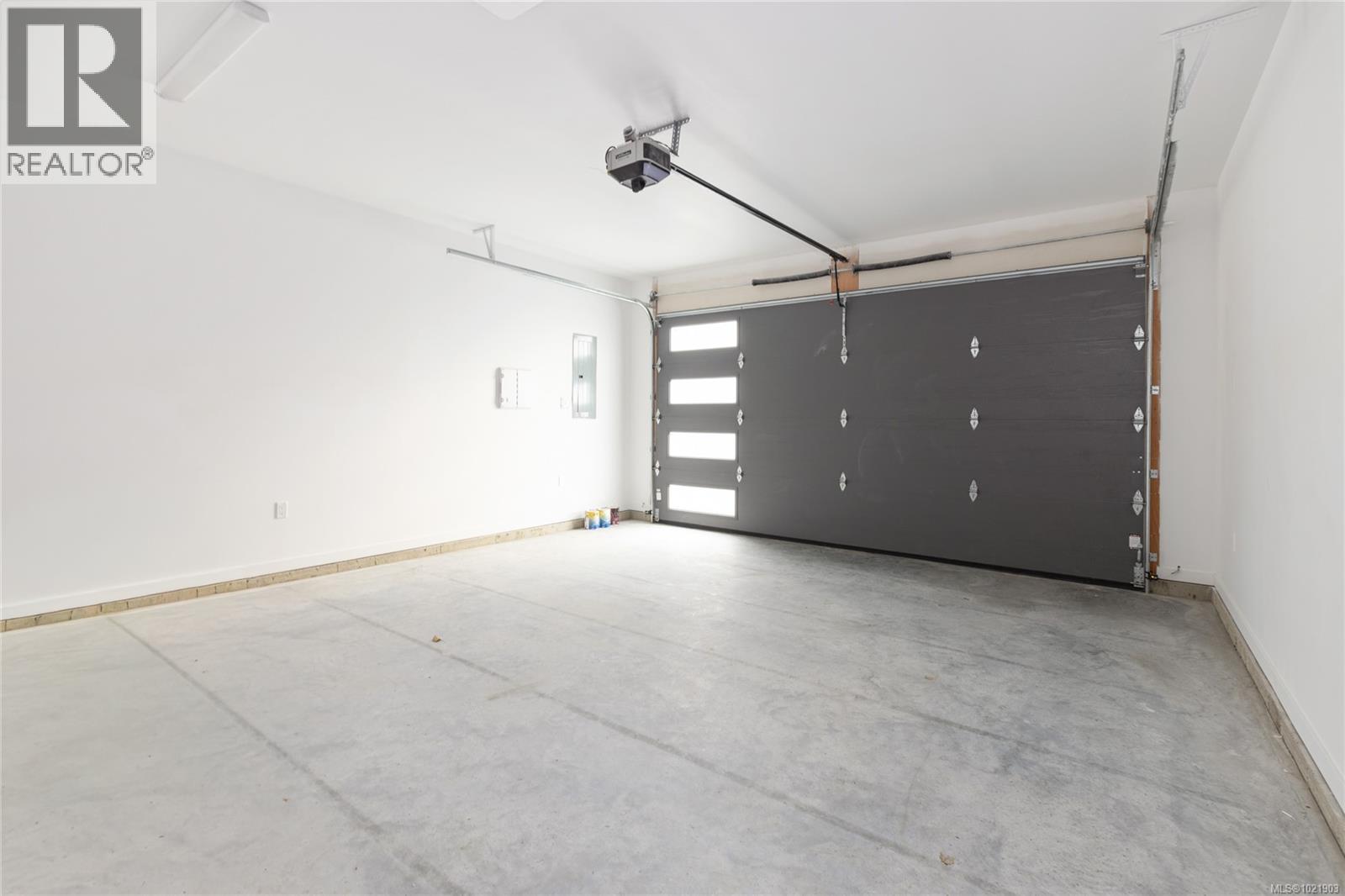 7146 ELKRIDGE RD - 38