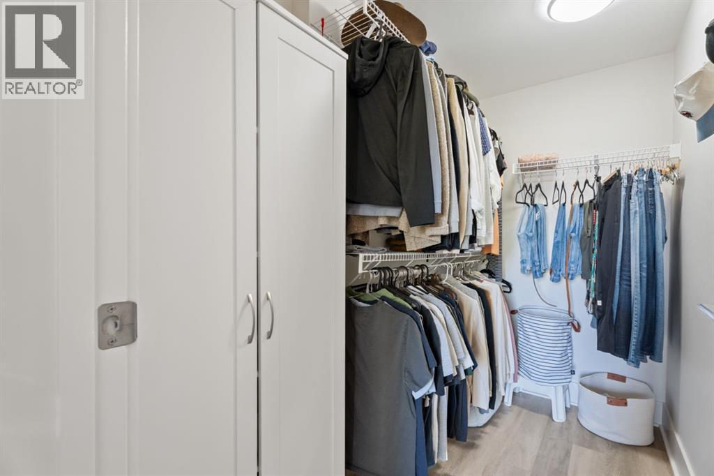 Single Family House for Sale in    Street NE Bridgeland/Riverside Calgary 