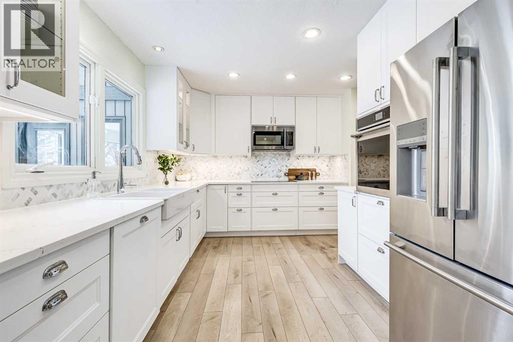 Single Family House 5 Level for Sale in  Edgemont Road NW Edgemont Calgary 