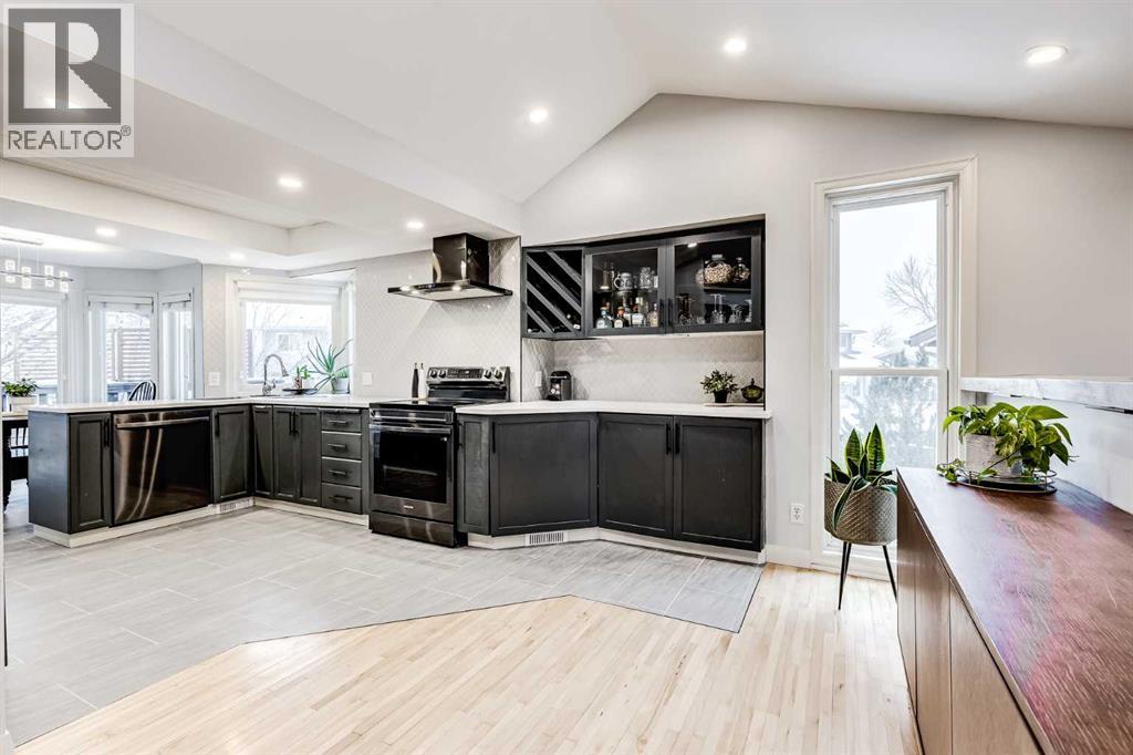 Single Family House Bi-level for Sale in  Mckerrell Place SE McKenzie Lake Calgary 