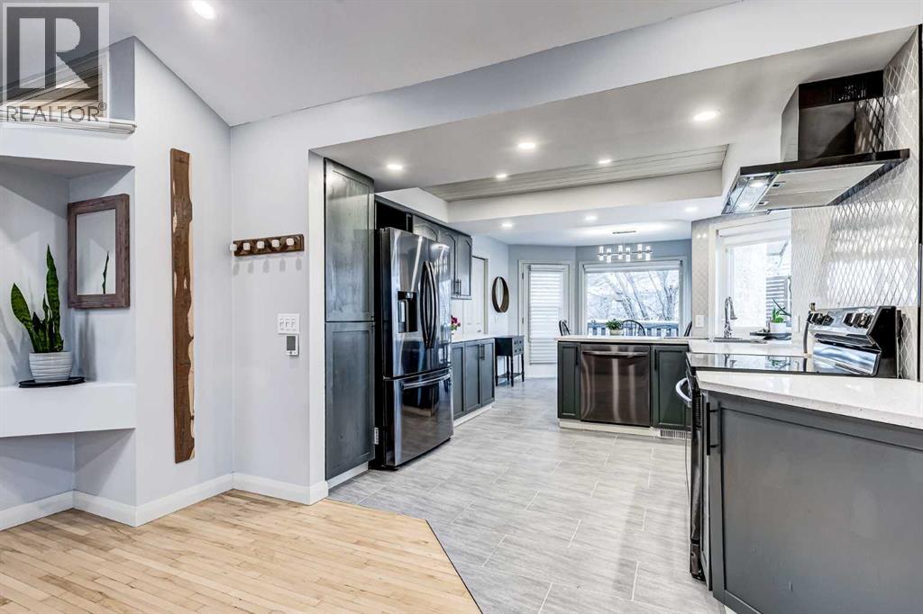 Single Family House Bi-level for Sale in  Mckerrell Place SE McKenzie Lake Calgary 