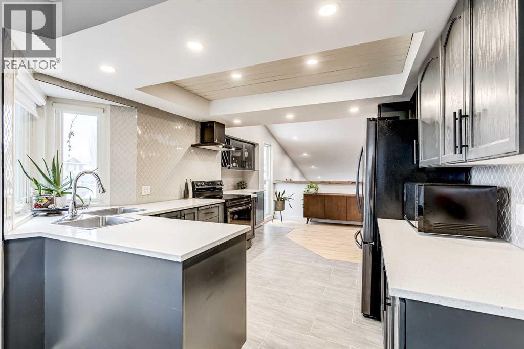 Single Family House Bi-level for Sale in  Mckerrell Place SE McKenzie Lake Calgary 