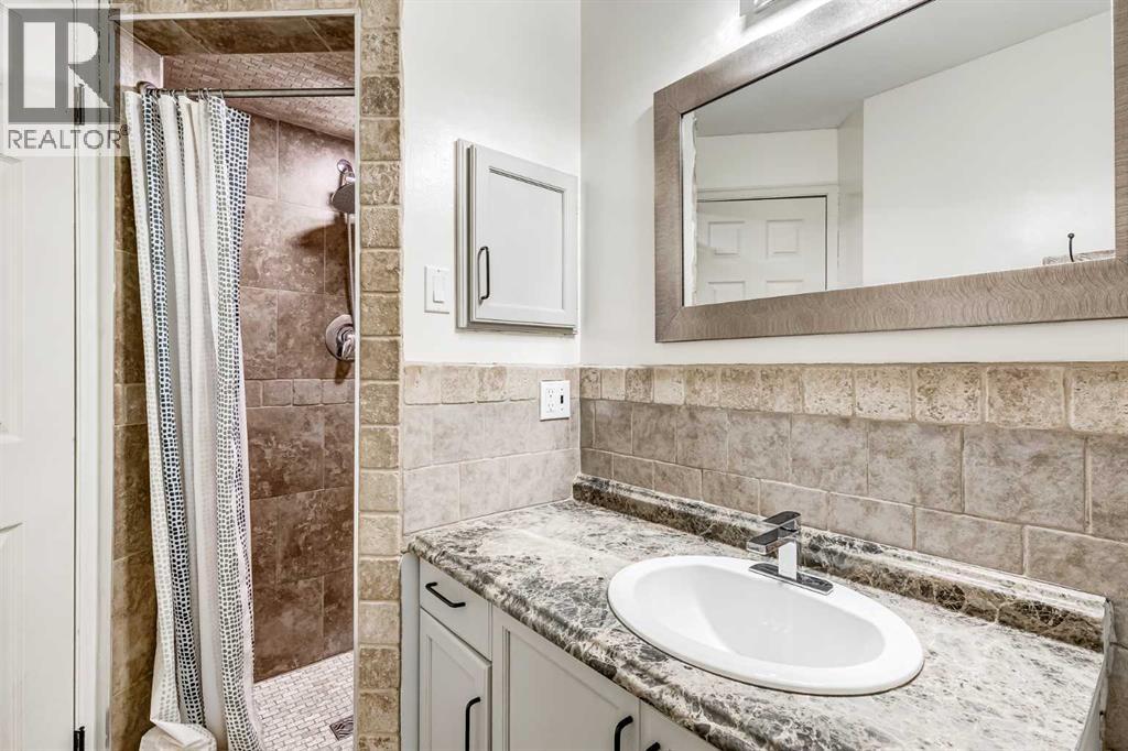 Single Family House Bi-level for Sale in  Mckerrell Place SE McKenzie Lake Calgary 