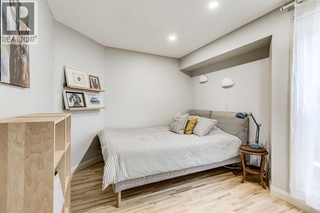 Single Family House Bi-level for Sale in  Mckerrell Place SE McKenzie Lake Calgary 