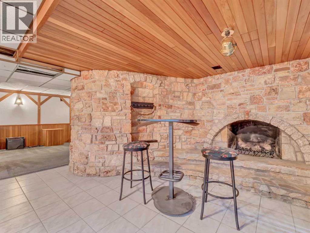 Single Family House Bungalow for Sale in  Upland Drive SE Connaught Medicine Hat 