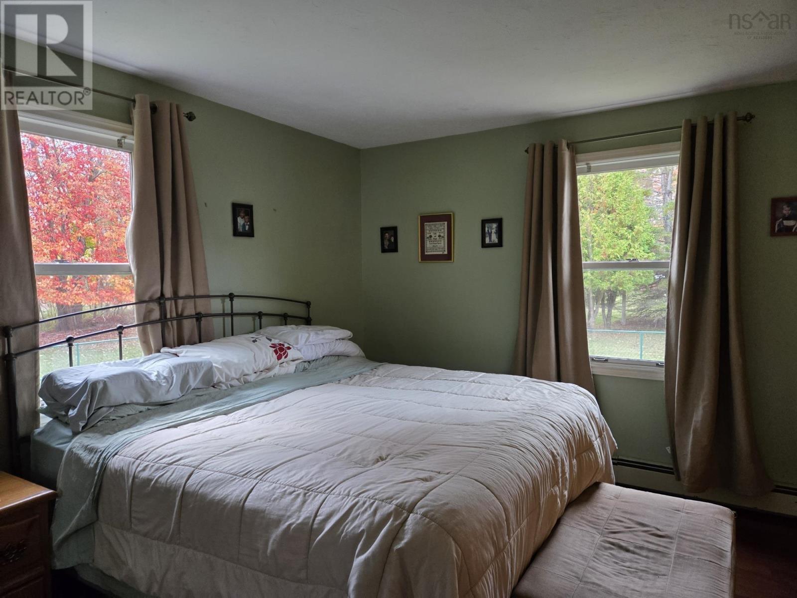 Property 18 of 30 of 49 Second Court