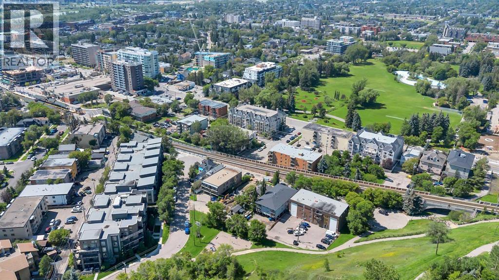 Single Family House for Sale in    Avenue NW Sunnyside Calgary 