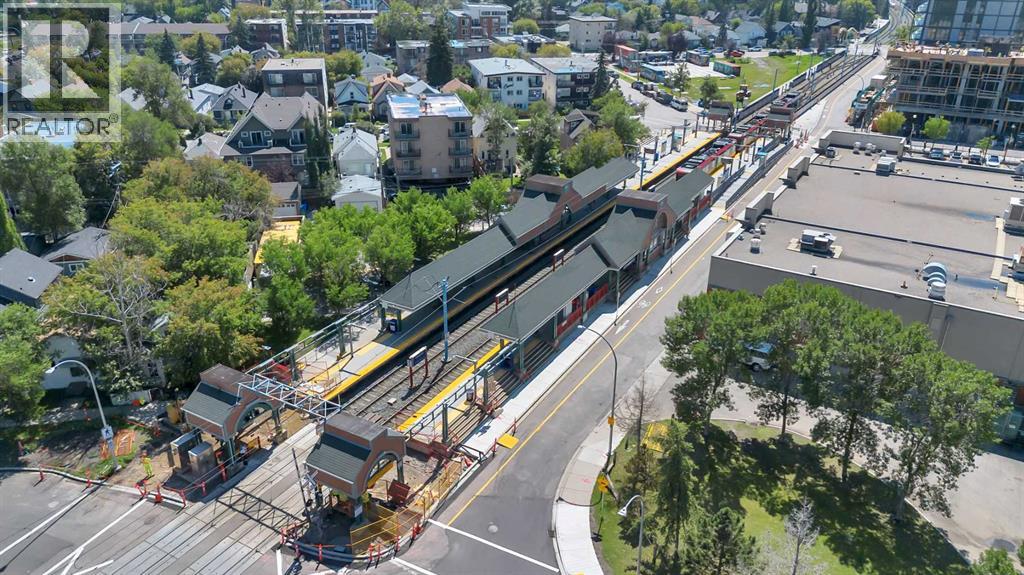 Single Family House for Sale in    Avenue NW Sunnyside Calgary 