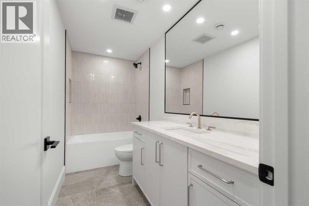 Single Family House for Sale in   Street SW Altadore Calgary 