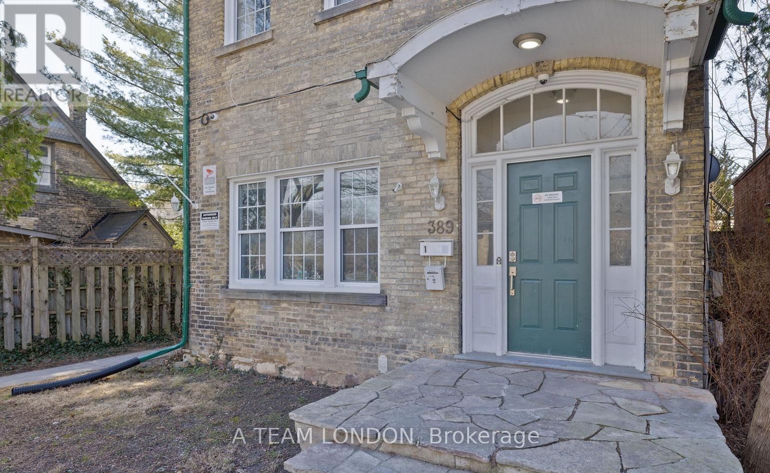 389 Dufferin photo 3