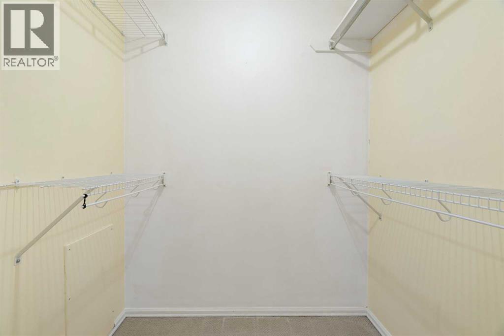 Single Family House for Sale in  Acadia Drive SE Lake Bonavista Calgary 