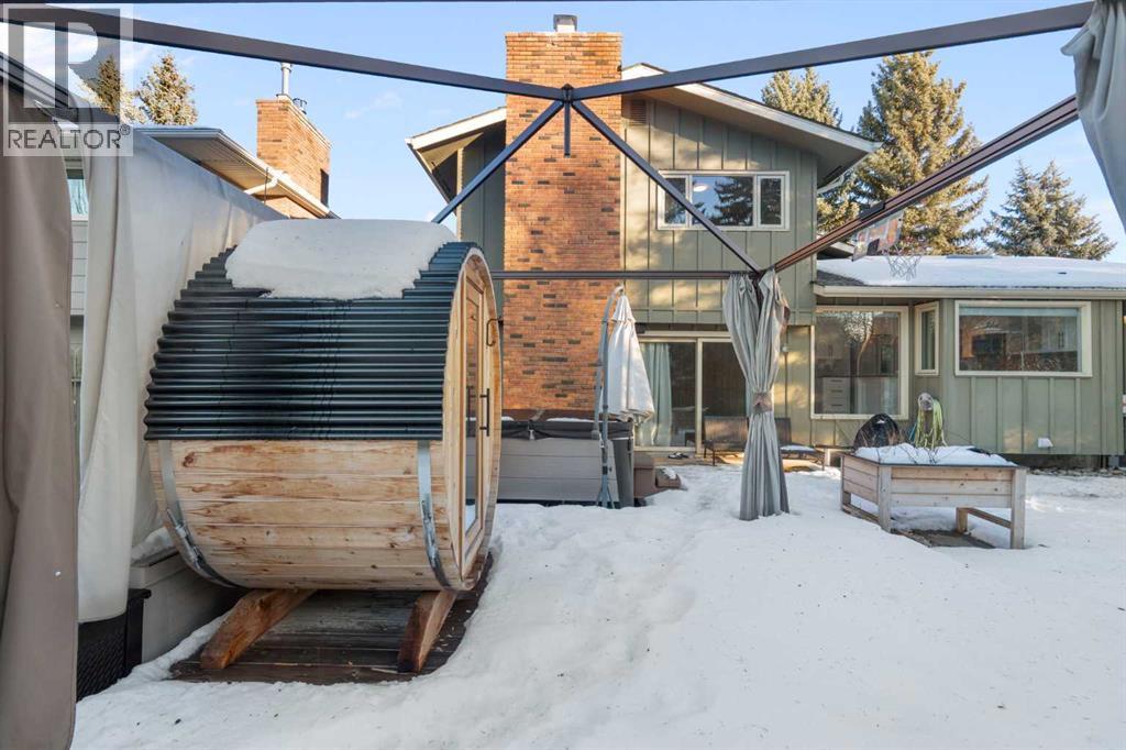 Single Family House for Sale in  Acadia Drive SE Lake Bonavista Calgary 