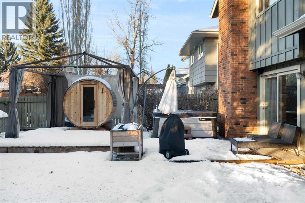 Single Family House for Sale in  Acadia Drive SE Lake Bonavista Calgary 