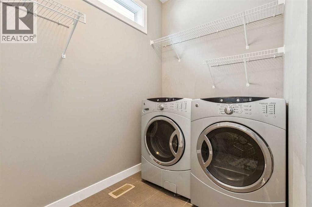 Single Family House for Sale in  Chaparral Valley Place SE Chaparral Calgary 