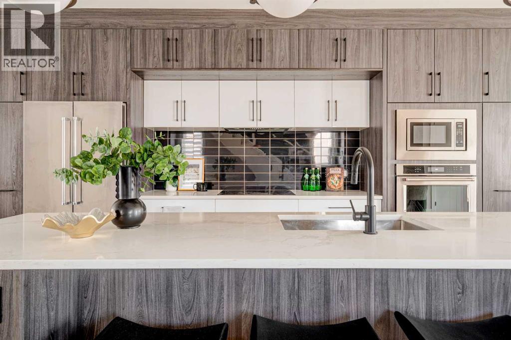 Single Family House for Sale in   Street NW Hillhurst Calgary 