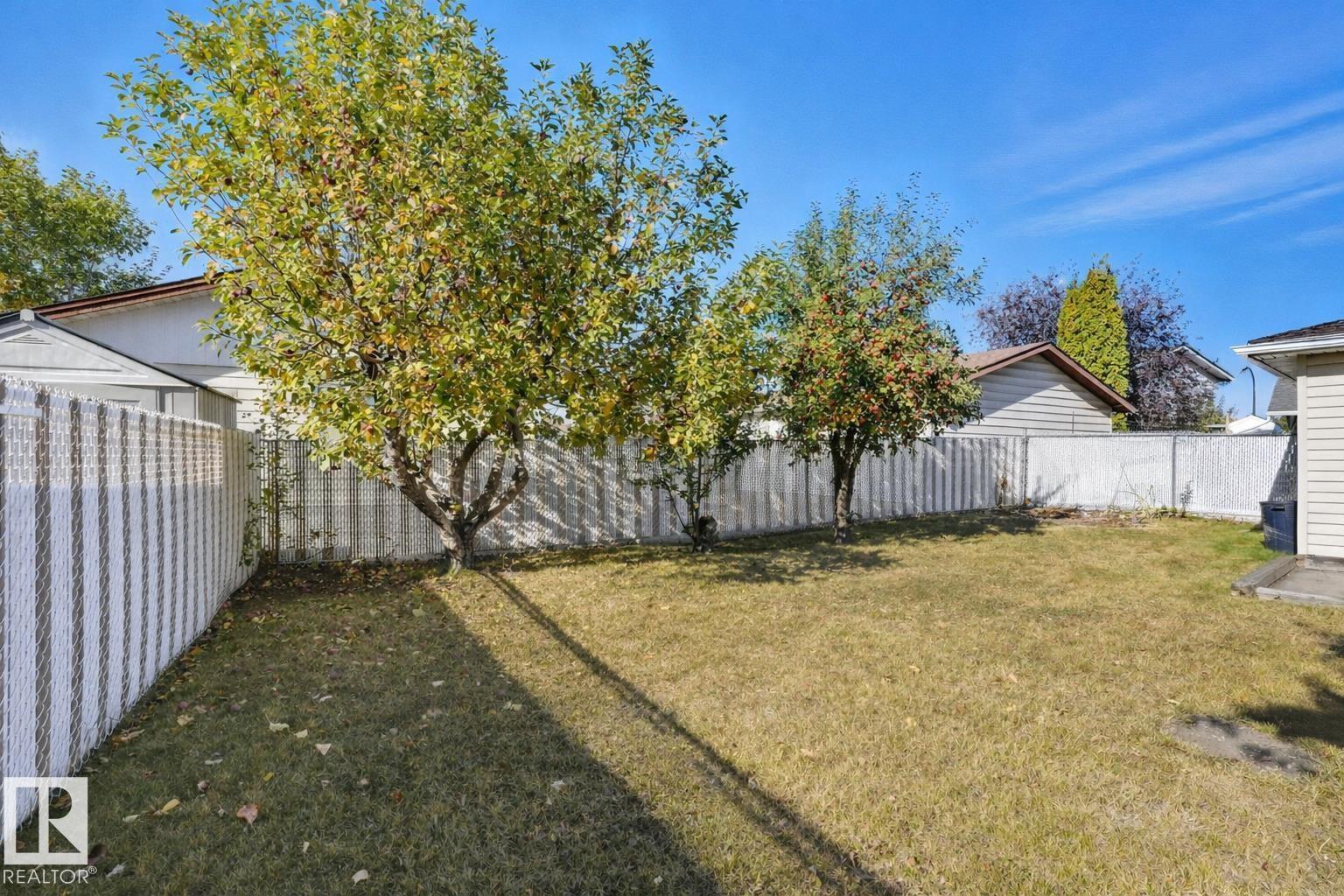 14208 30 ST NW, Edmonton
