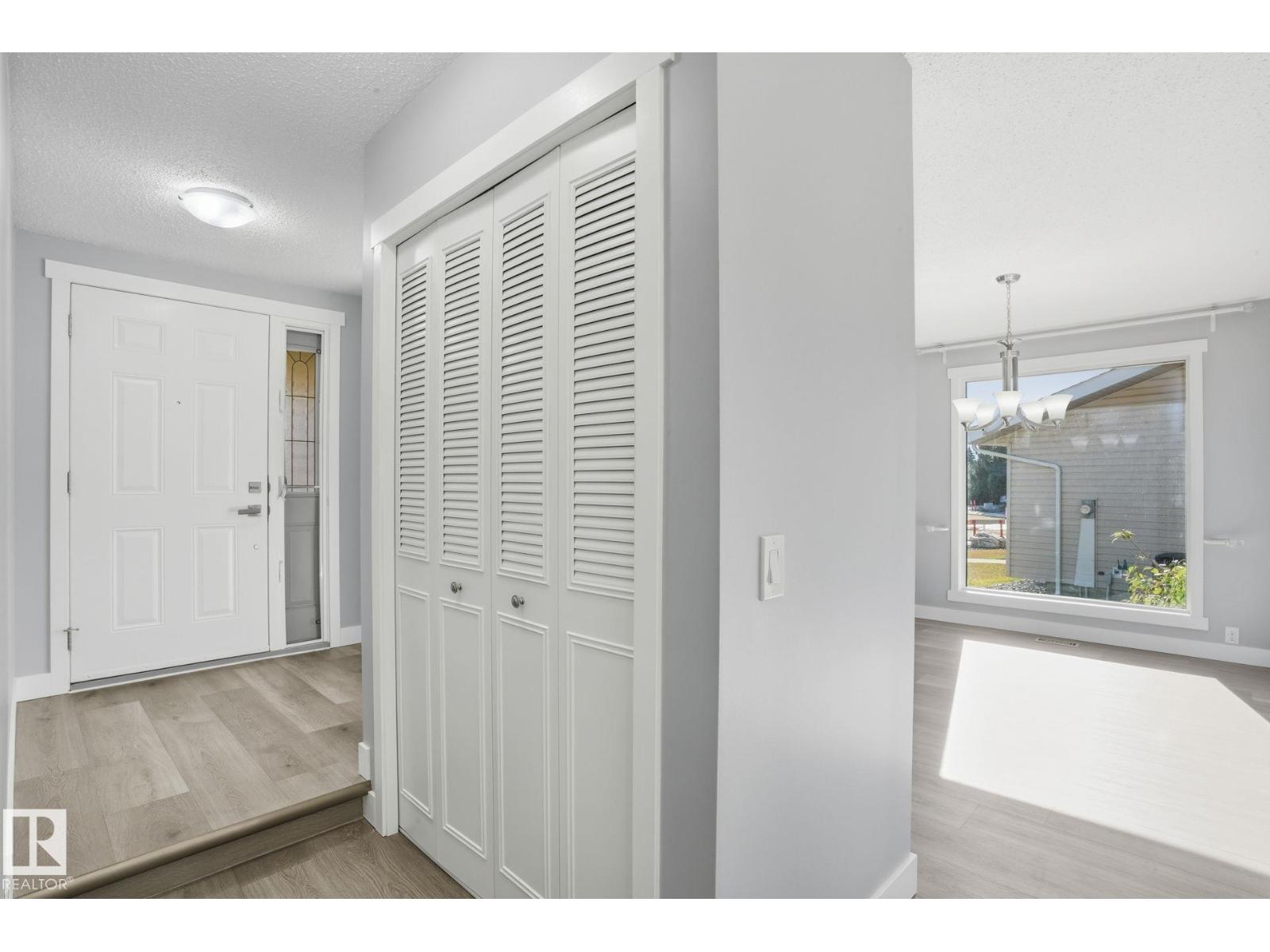 14208 30 ST NW, Edmonton