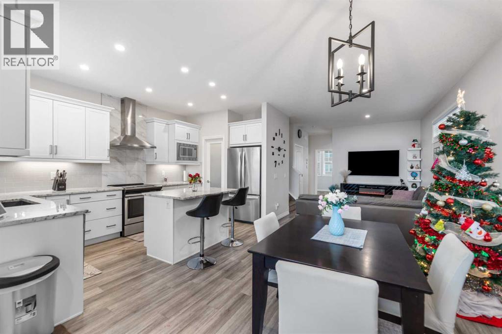 Single Family House for Sale in  Evanston Hill NW Evanston Calgary 