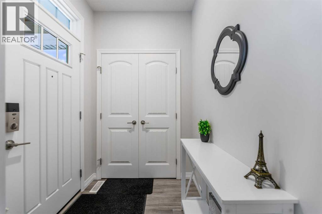 Single Family House for Sale in  Evanston Hill NW Evanston Calgary 