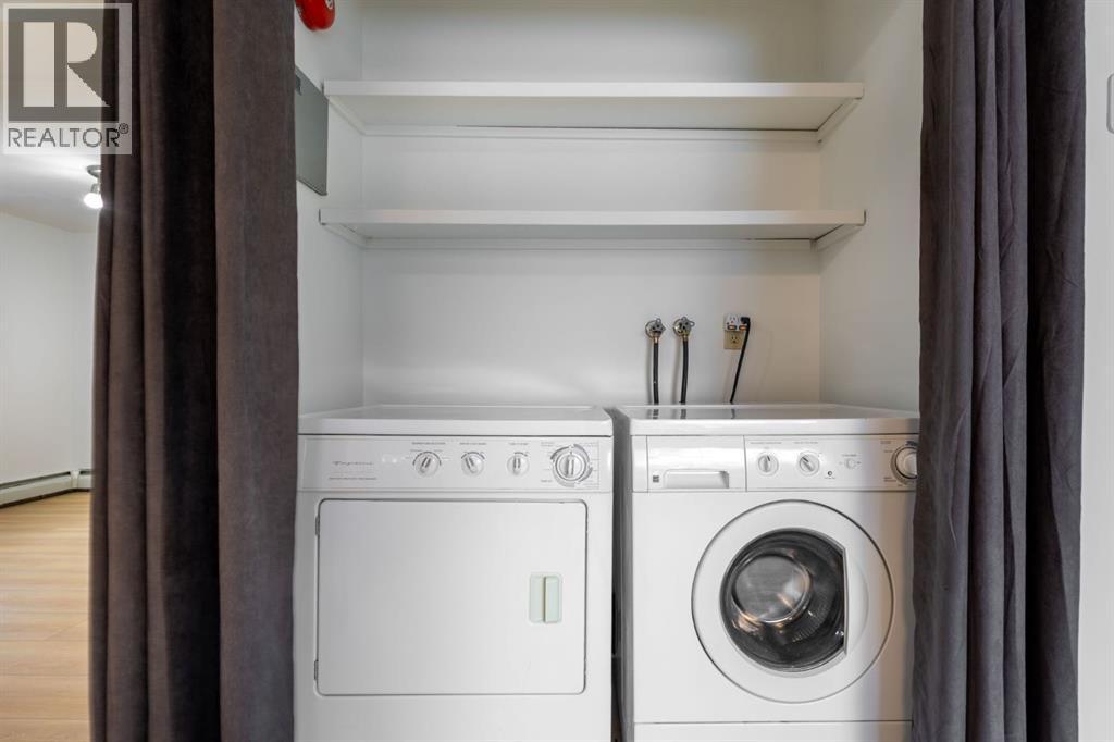 Single Family House for Sale in   Street SW Sunalta Calgary 