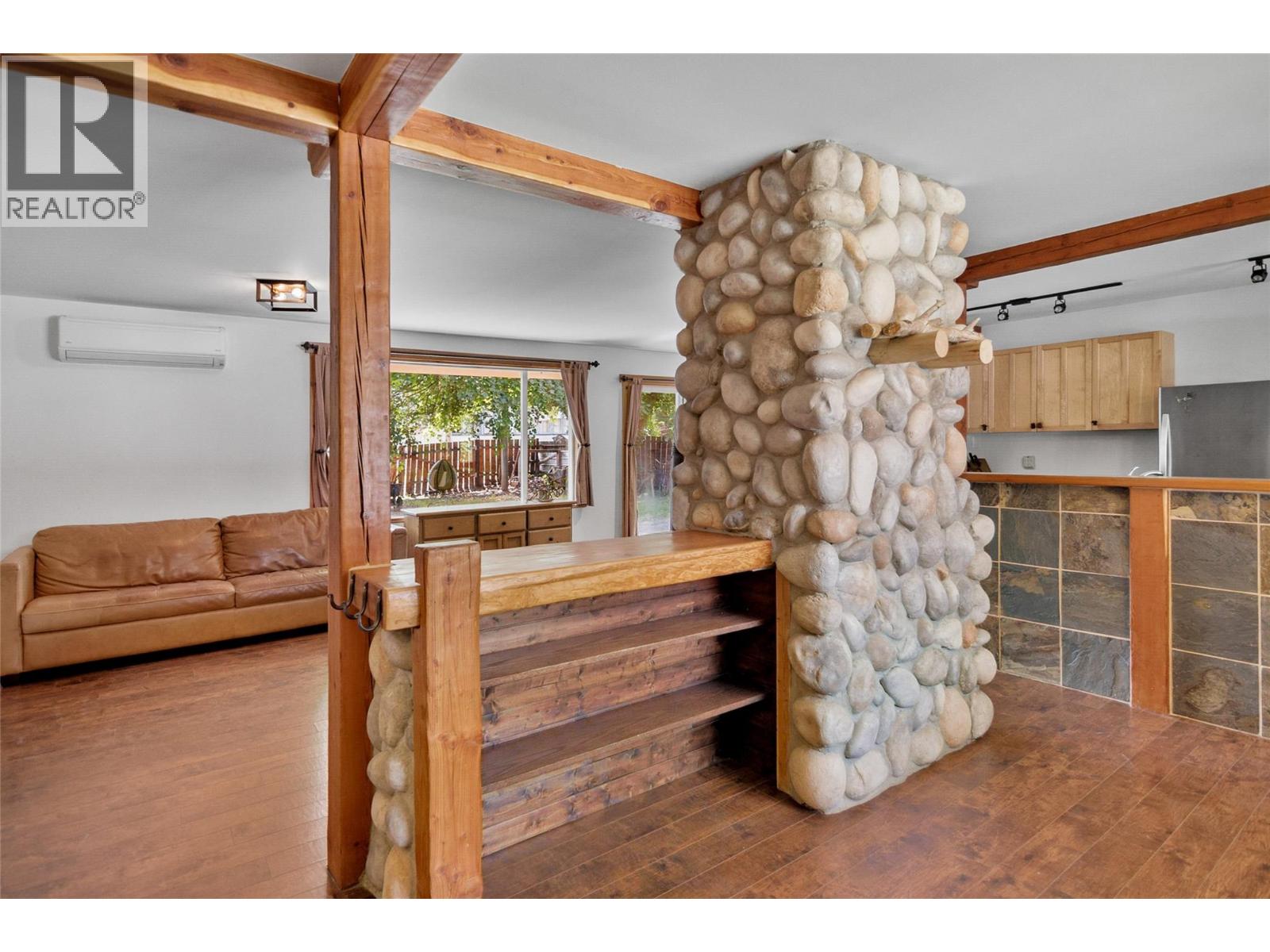 608 Mackenzie Avenue, Revelstoke