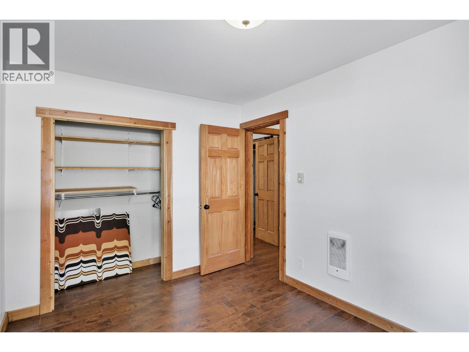 608 Mackenzie Avenue, Revelstoke