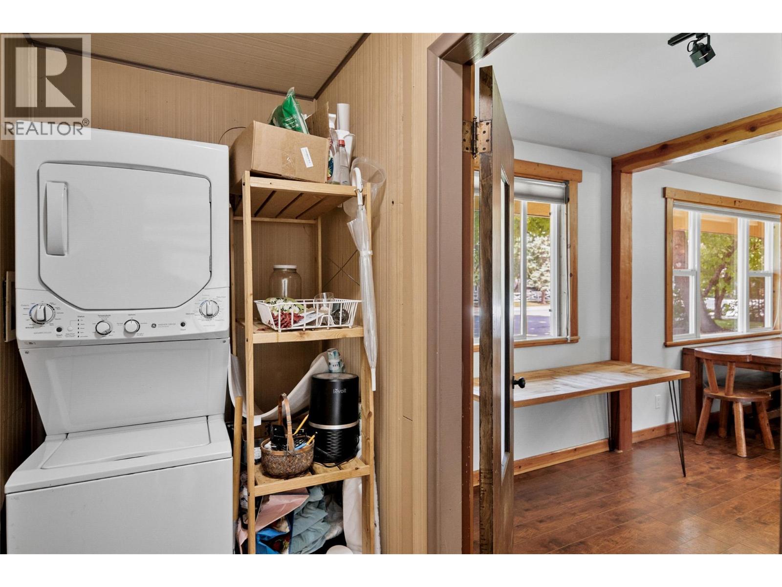 608 Mackenzie Avenue, Revelstoke