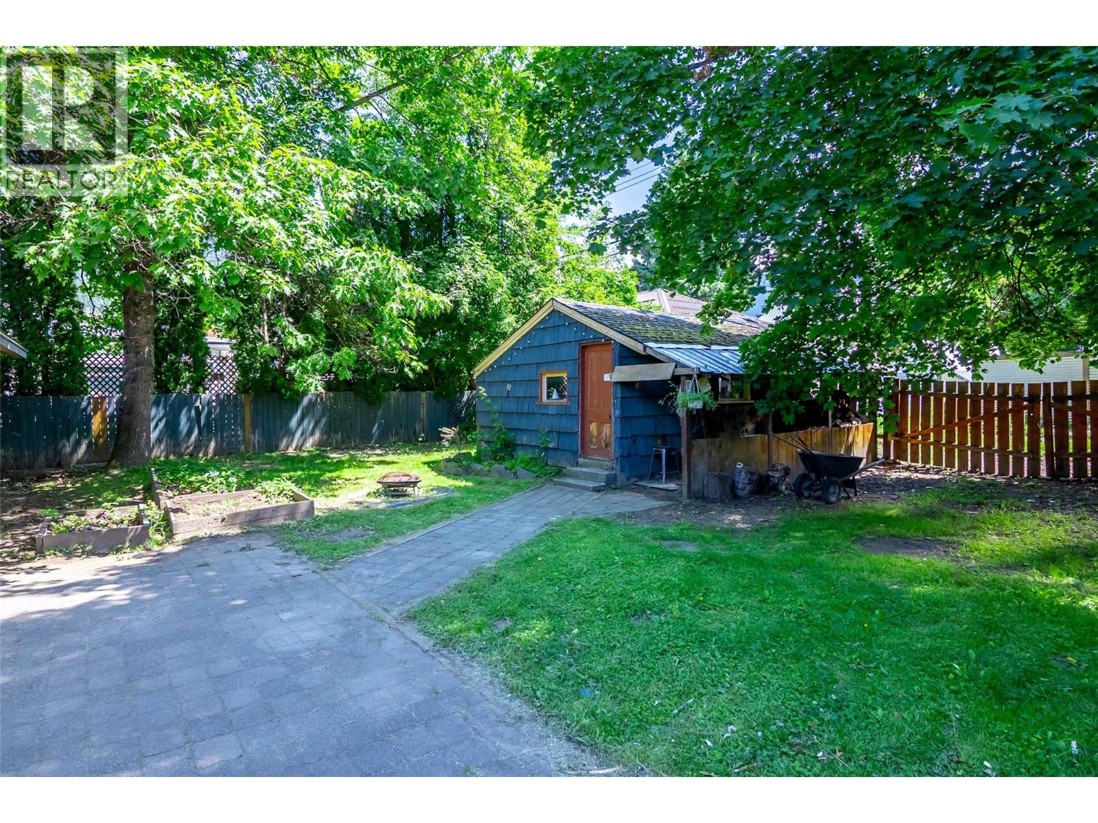 608 Mackenzie Avenue, Revelstoke