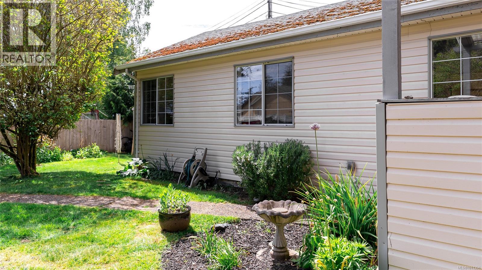 D 7885 West Coast Rd, Sooke