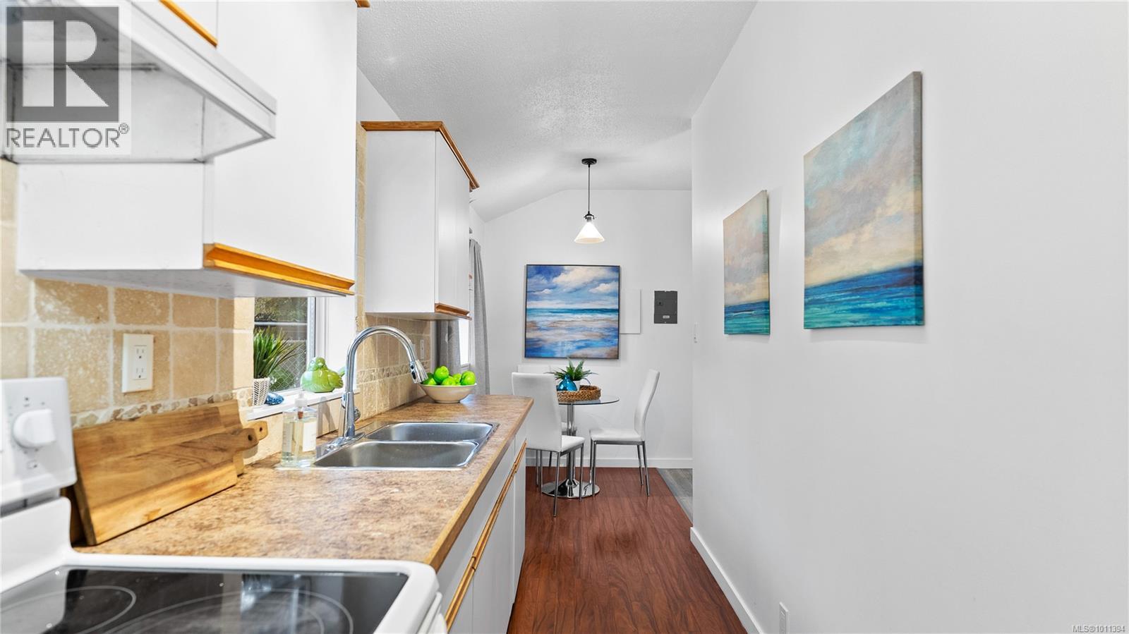 D 7885 West Coast Rd, Sooke