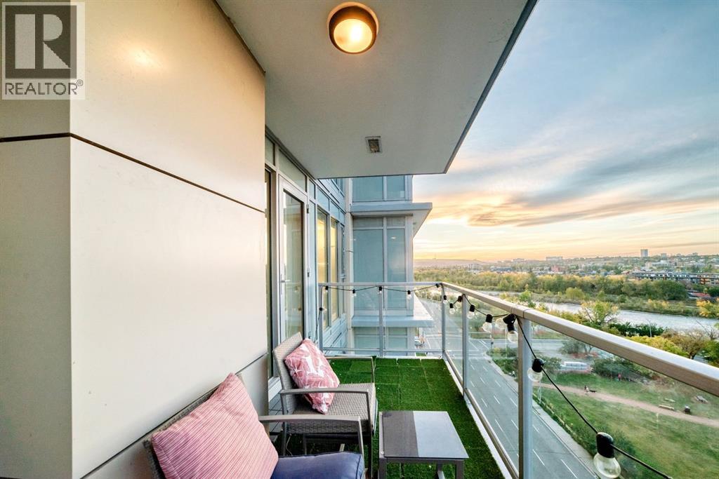 Single Family House for Sale in    Avenue SW Downtown West End Calgary 