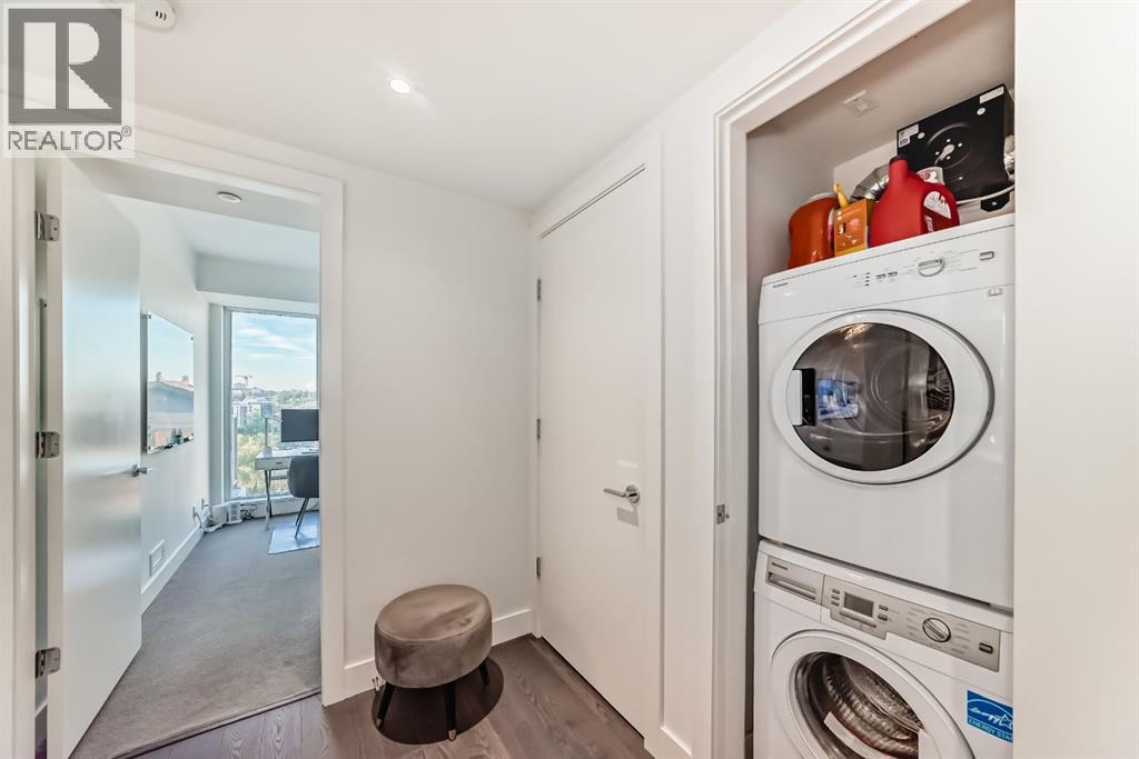 Single Family House for Sale in    Avenue SW Downtown West End Calgary 