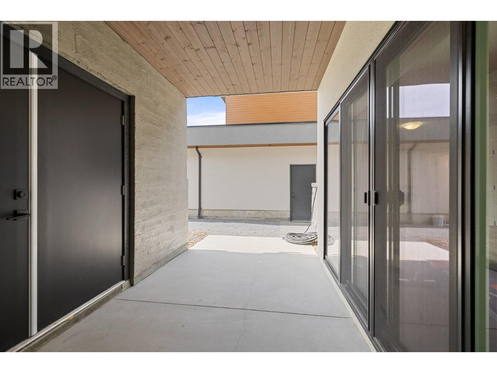  9532 Benchland Drive, Lake Country