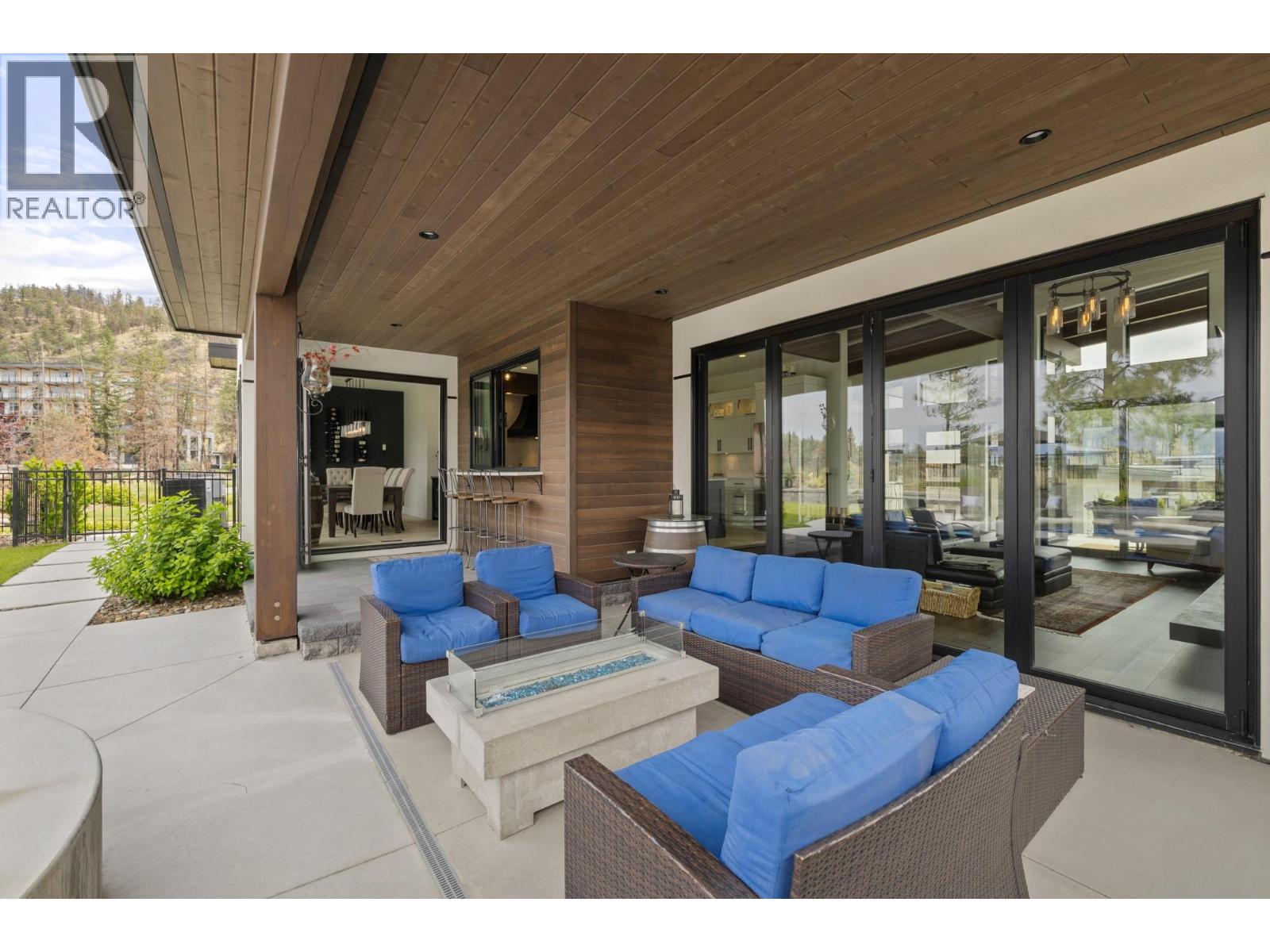  9532 Benchland Drive, Lake Country