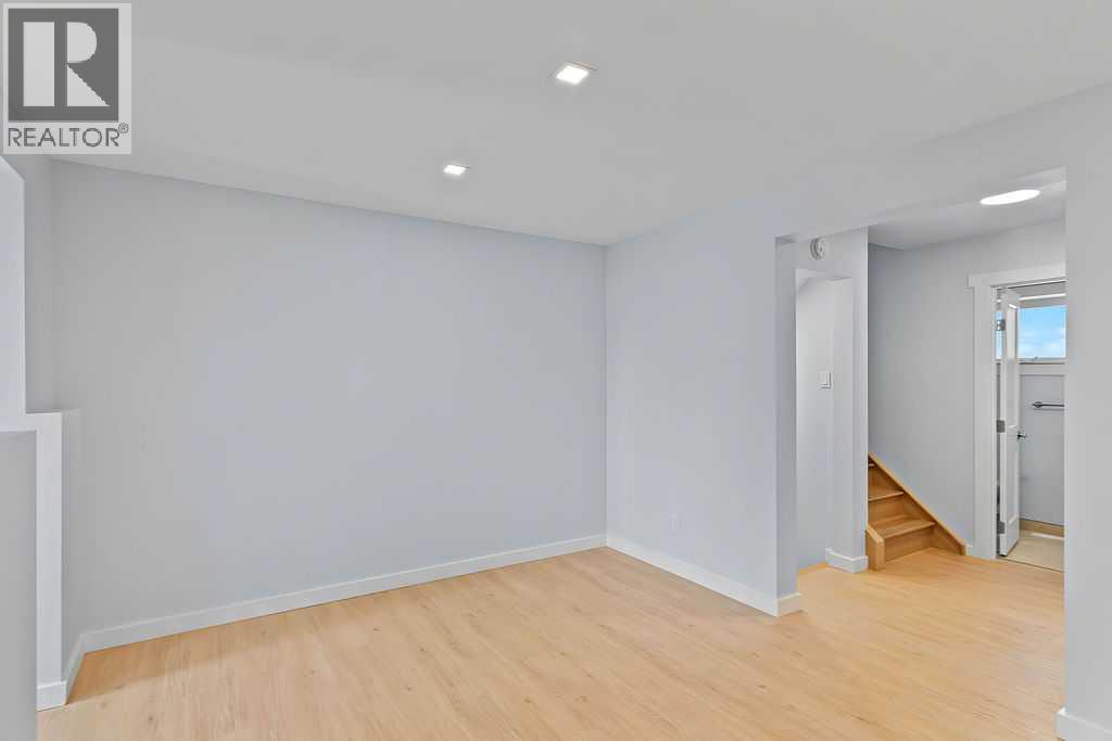 Single Family House 4 Level for Sale in  Lombardy Crescent SW North Glenmore Park Calgary 