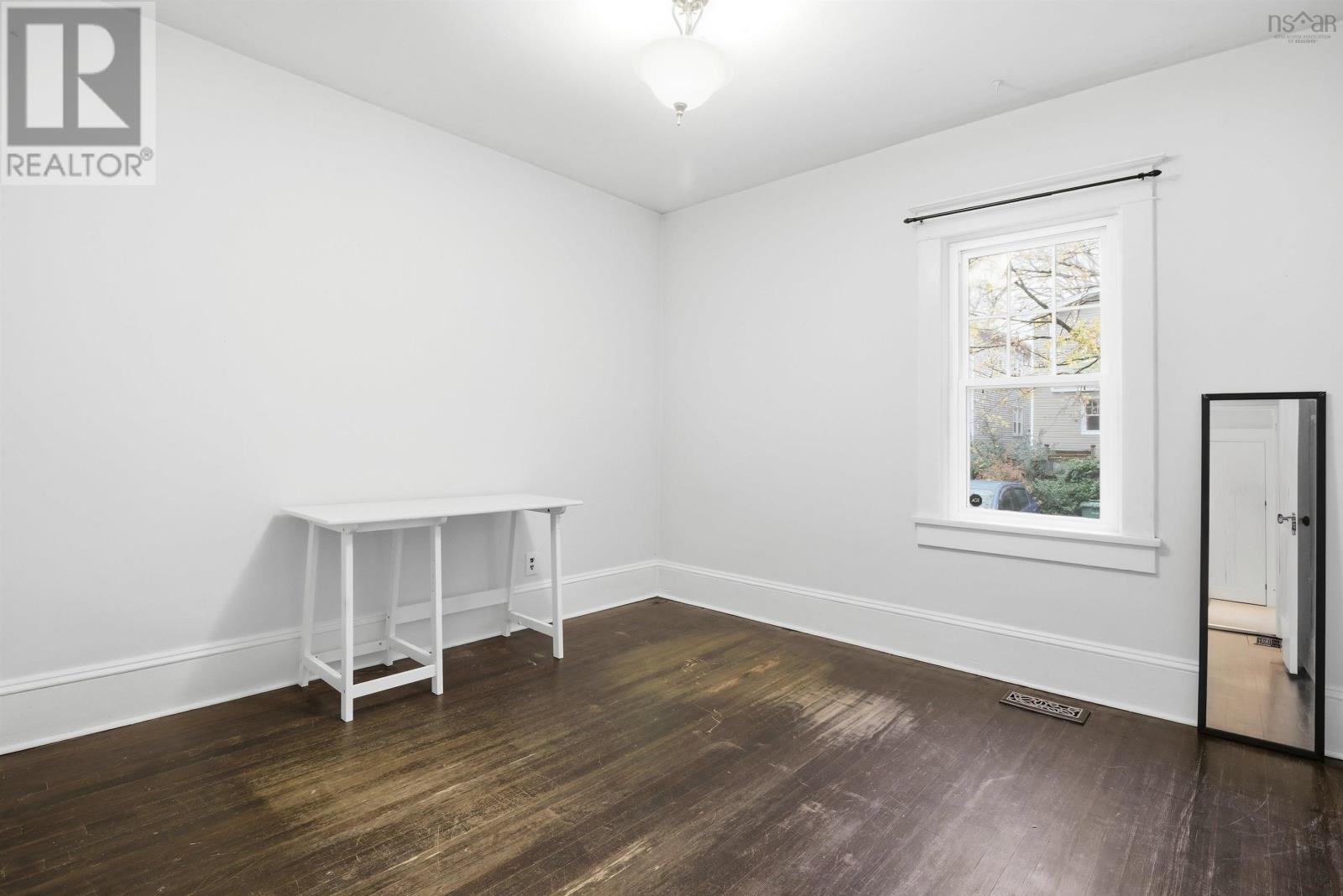 Property 16 of 26 of 6229-6231 Allan Street, 6229 - 6231 Allan Street