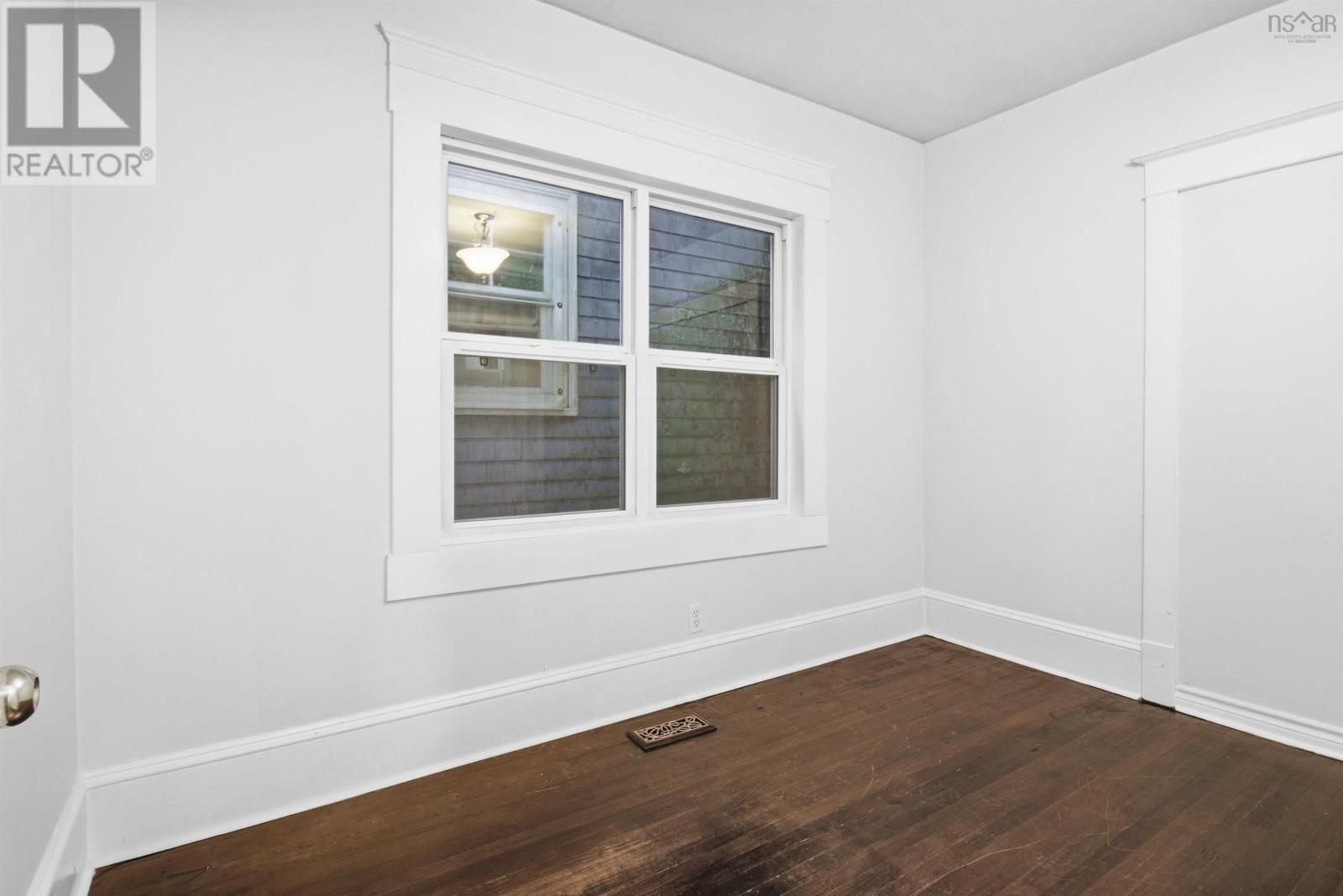 Property 24 of 26 of 6229-6231 Allan Street, 6229 - 6231 Allan Street