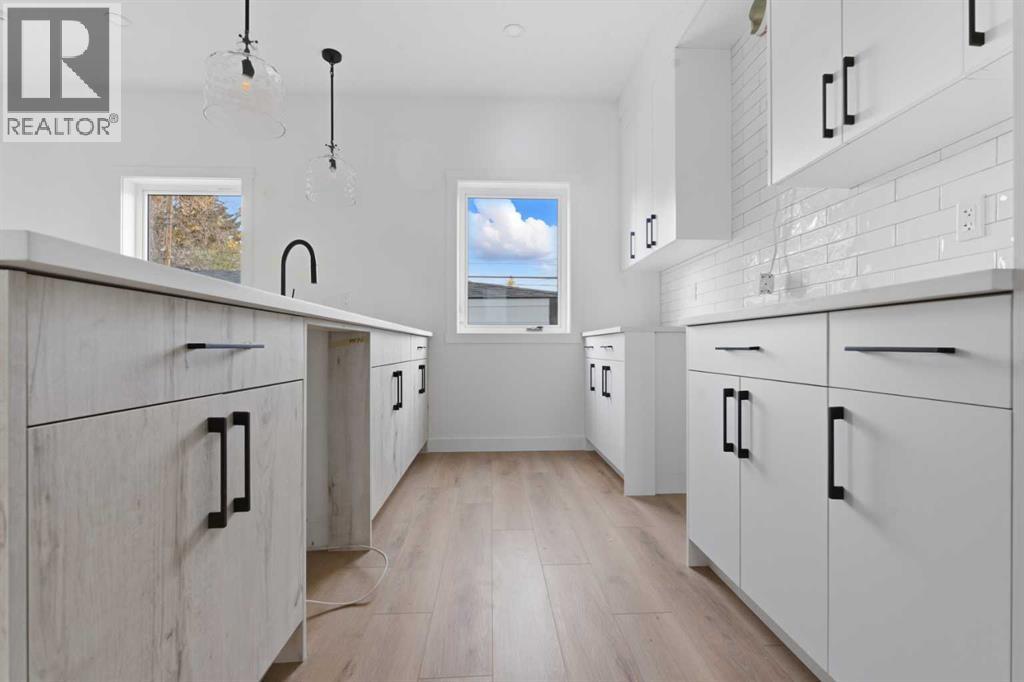 Multi-family House for Sale in   Avenue NE Highland Park Calgary 