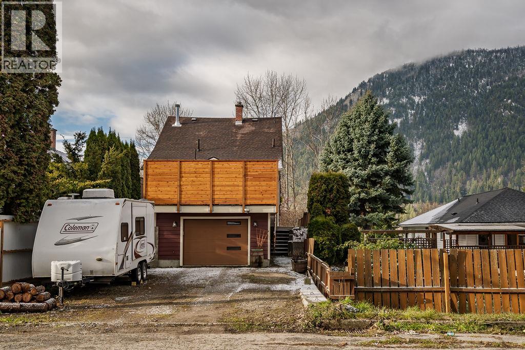 514 First Street, Nelson