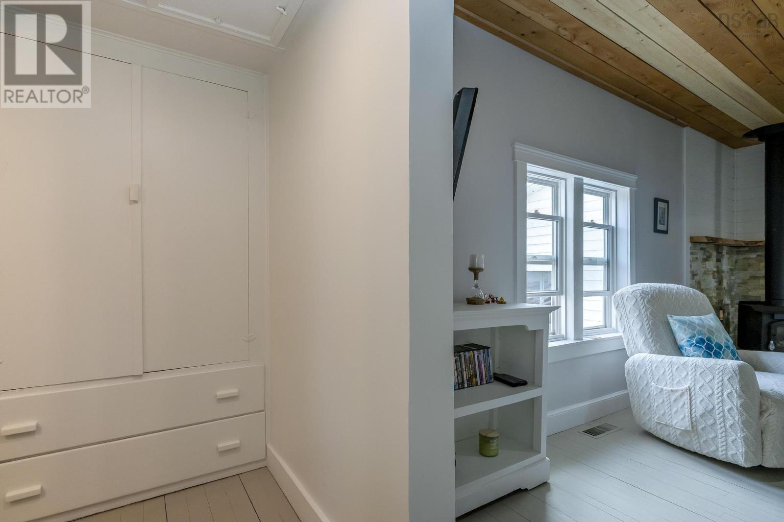 Property 20 of 42 of 148 Blue Sea Road