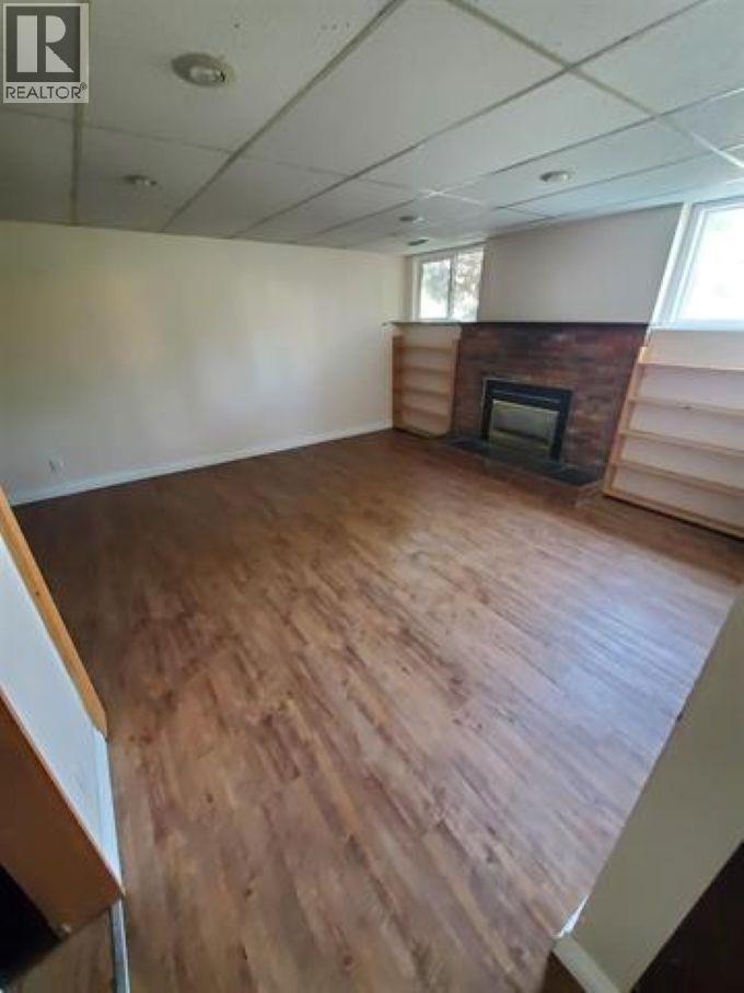 27 MANSON CRESCENT, Mackenzie