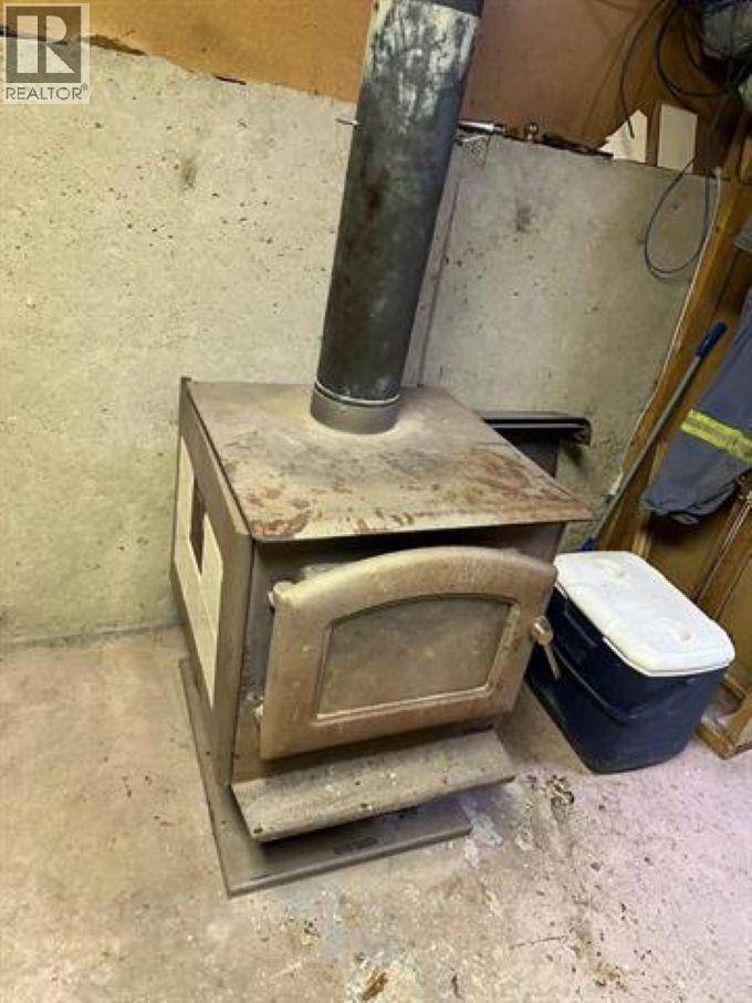 27 MANSON CRESCENT, Mackenzie