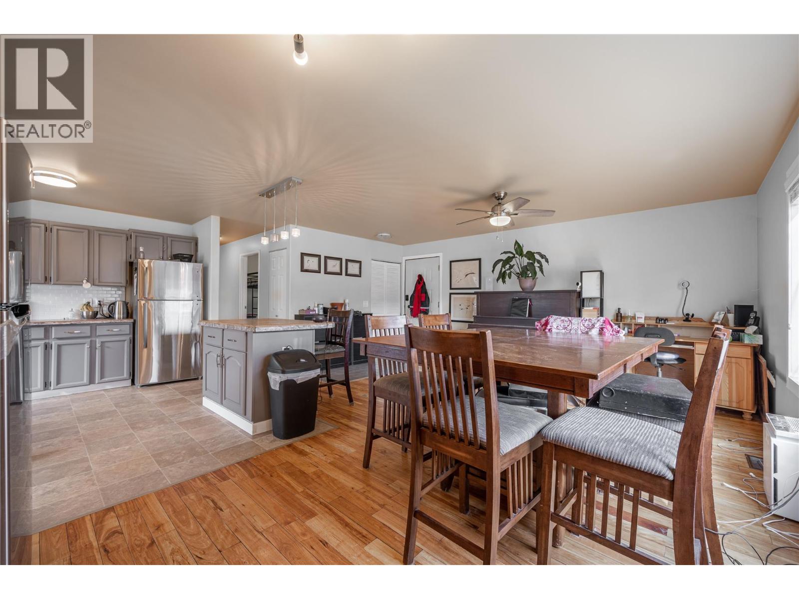 292 JUNIPER Drive, Logan Lake