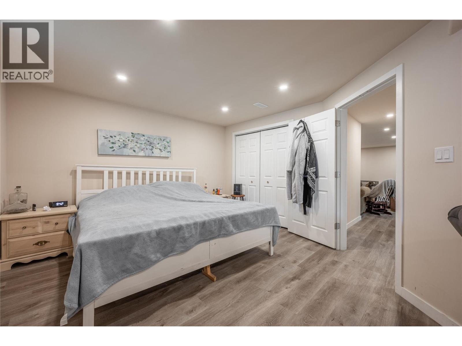 292 JUNIPER Drive, Logan Lake