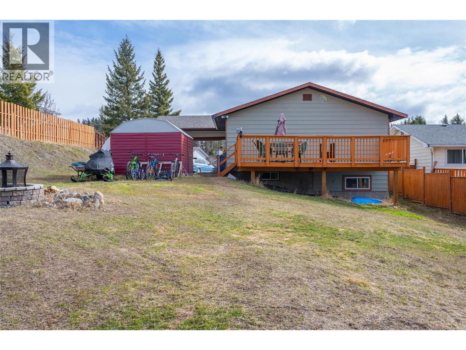 292 JUNIPER Drive, Logan Lake